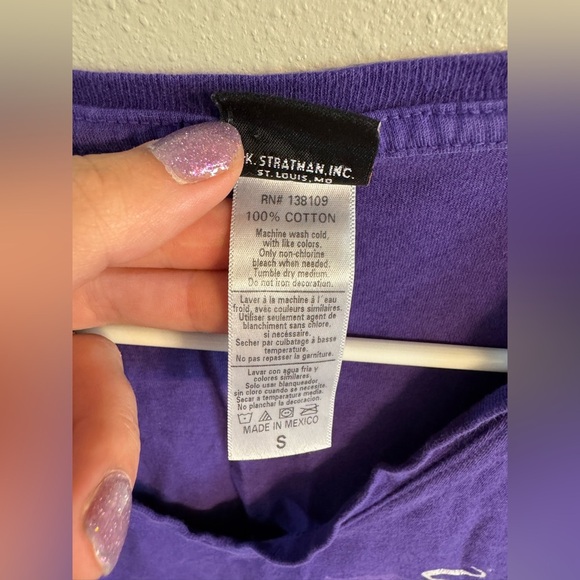 🔴Harley-Davidson Women's V-Neck Purple Tee - Picture 3 of 4